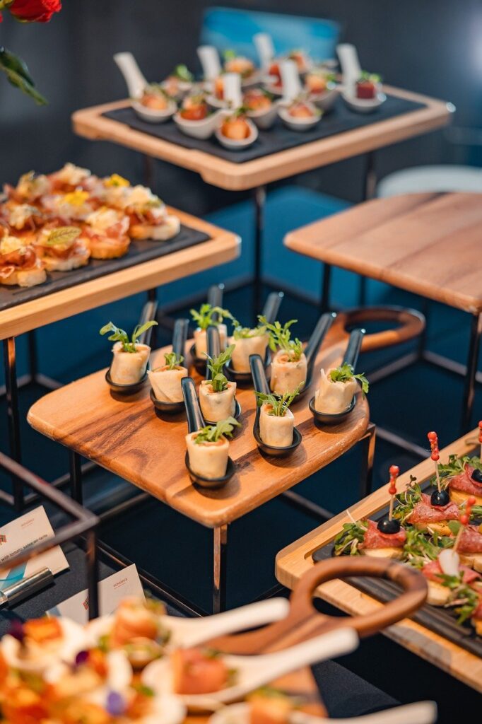 food, canapes, snack, finger food, spoon, bouffet